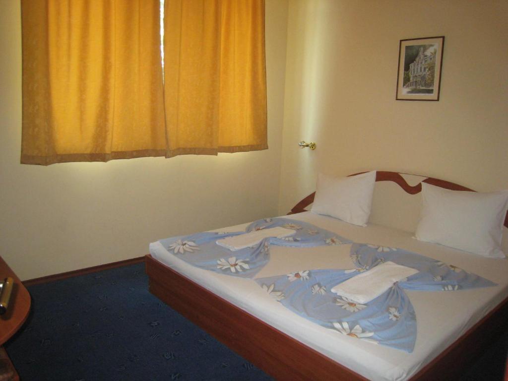 Family Hotel Familya Ruse Cameră foto