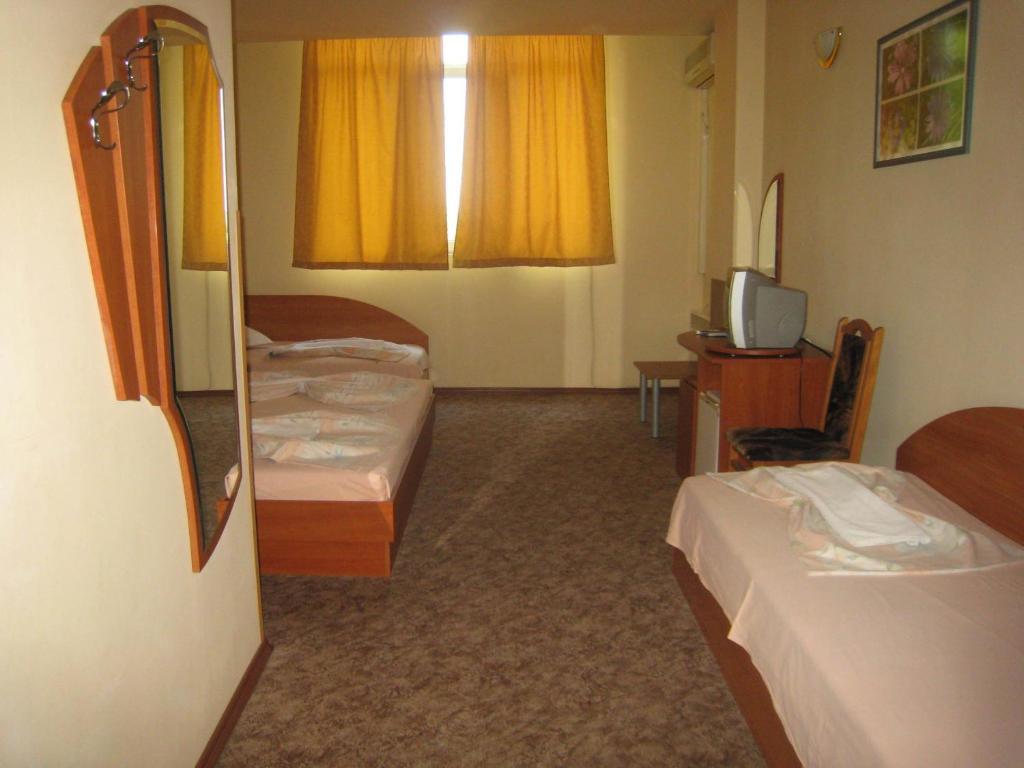 Family Hotel Familya Ruse Cameră foto