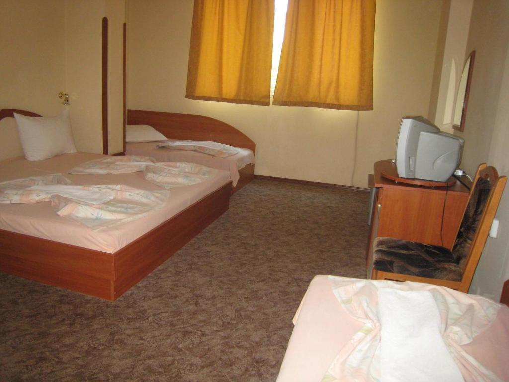 Family Hotel Familya Ruse Cameră foto